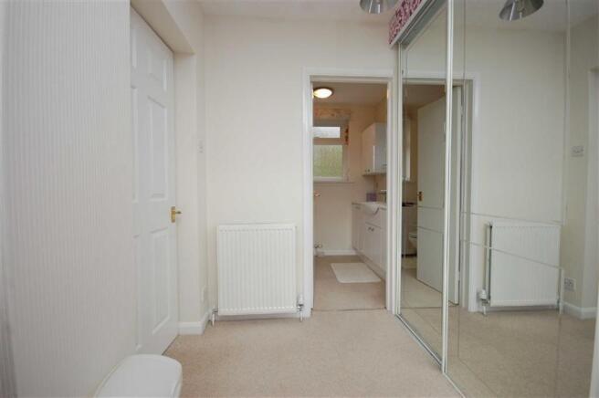 DRESSING AREA