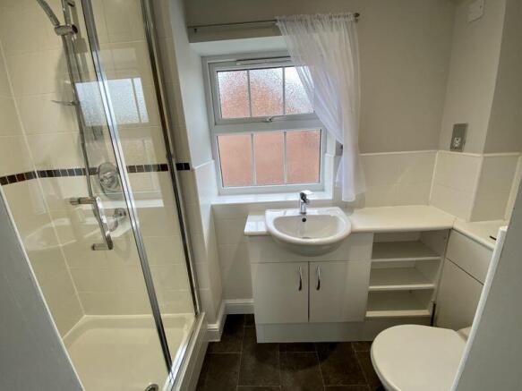 EN SUITE