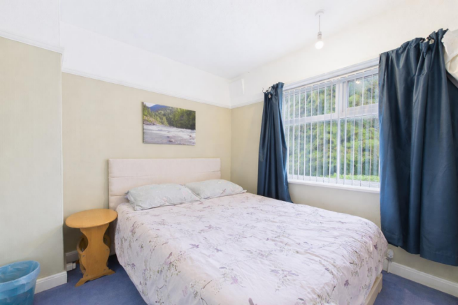 3 bed Semi-Detached for sale Image 9
