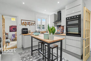 Rosslea, Church Road, Talywain, Pontypool NP4 7EE