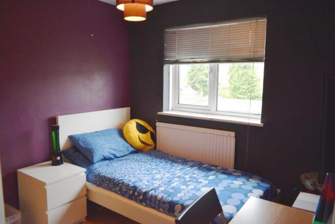 Bed 2.JPG
