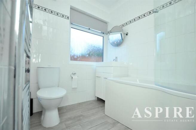 Aspire Estate Agents Benfleet 10.jpg
