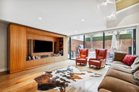 Brynmaer Road, London, SW11