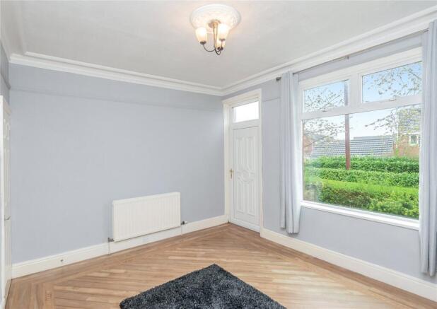 2 bed Terraced to rent Image 4
