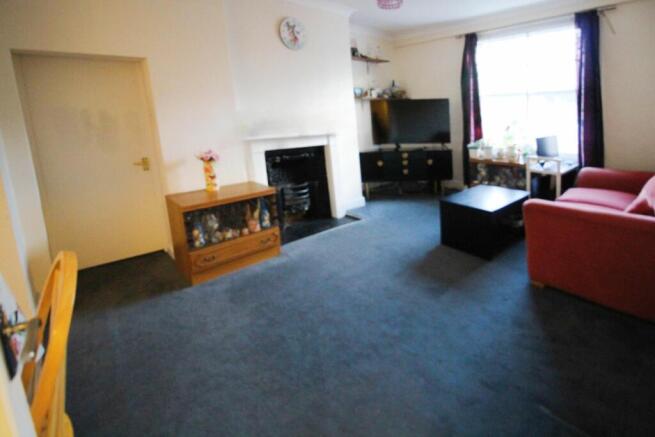 Sitting/Dining Room