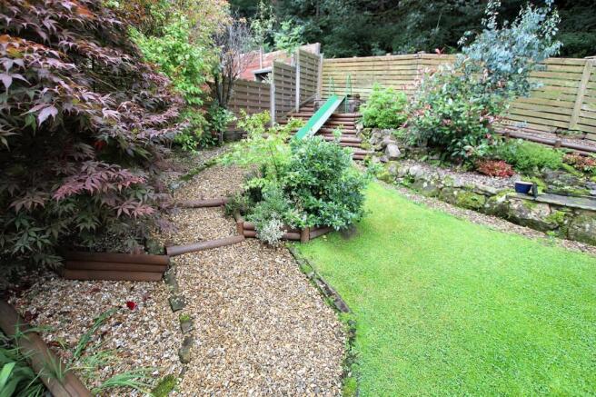 4 bed Detached for sale Image 4