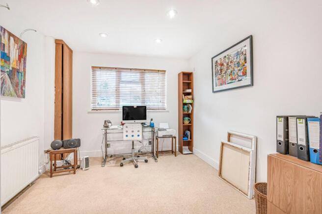 Bedroom/Study