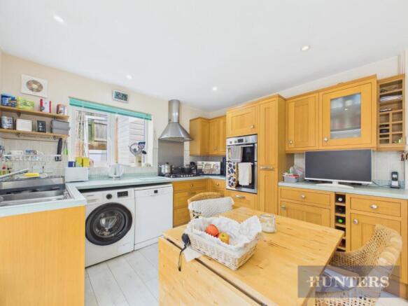 3 bed Detached Bungalow for sale Image 7