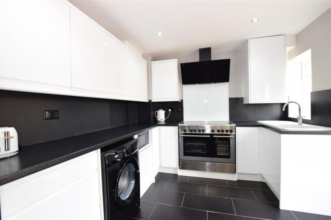 Kitchen / Breakfast Room