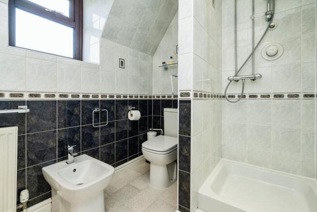 En-Suite Bathroom