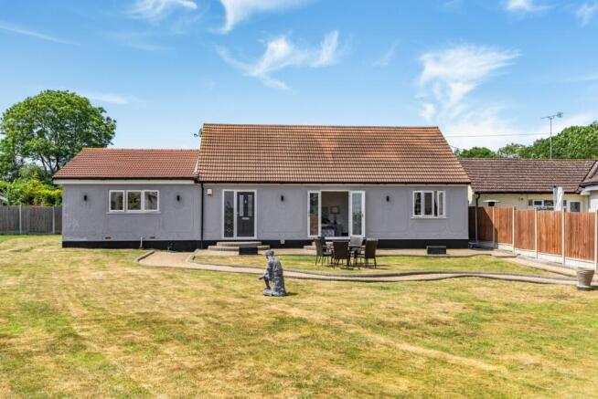 BUNGALOW