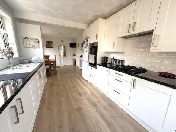 Kitchen/Dining Room