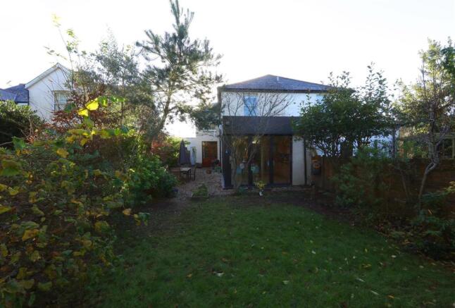 2 Highfield Rd 7496.JPG