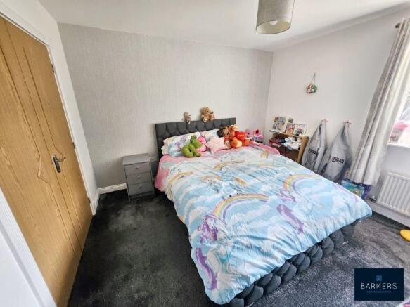 3 bed Terraced for sale Image 10