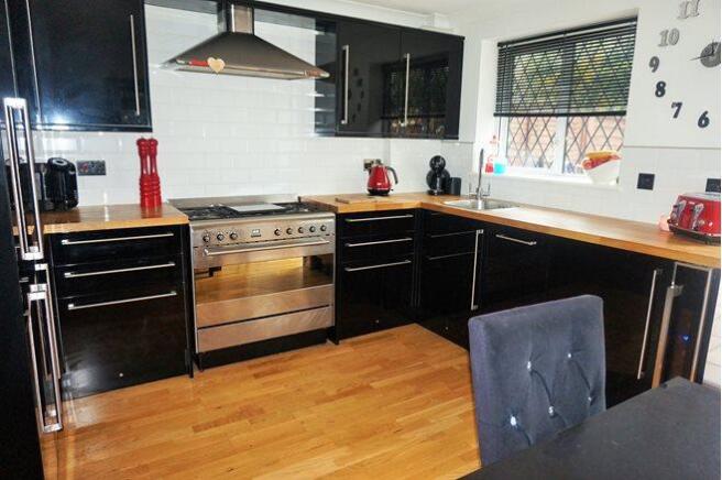 Kitchen / Diner