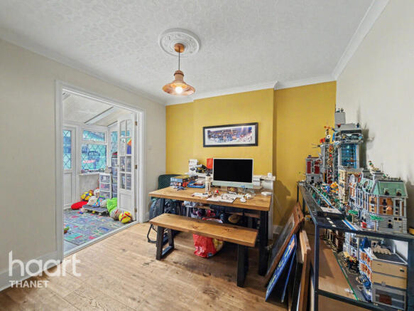 Canterbury Road, Birchington photo 4