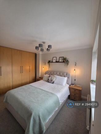 4 bed End of Terrace to rent Image 6