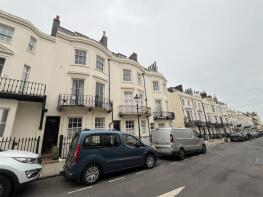 Flat 9, 46, Waterloo Street, Hove BN3 1AY