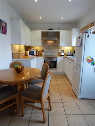 KITCHEN VIEW 3