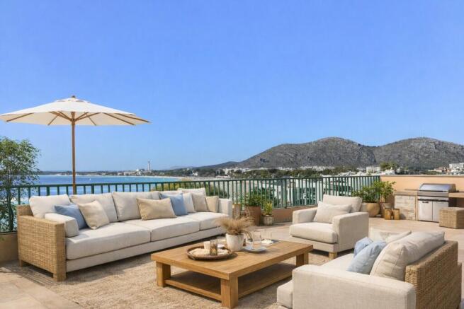 Chill-out sea views