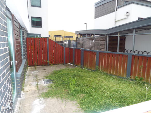 Photo 12