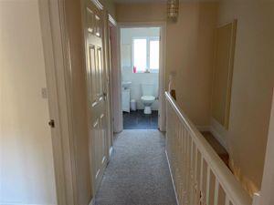 STAIRS/LANDING