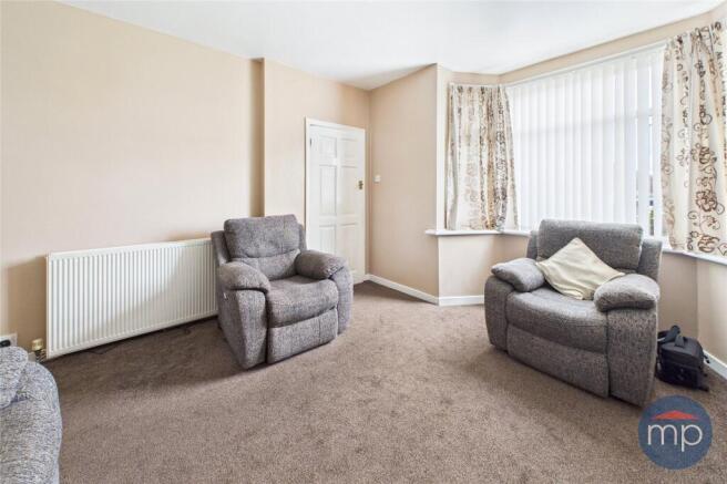 4 bed Semi-Detached for sale Image 4