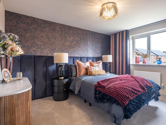 5 bed Detached for sale Image 6