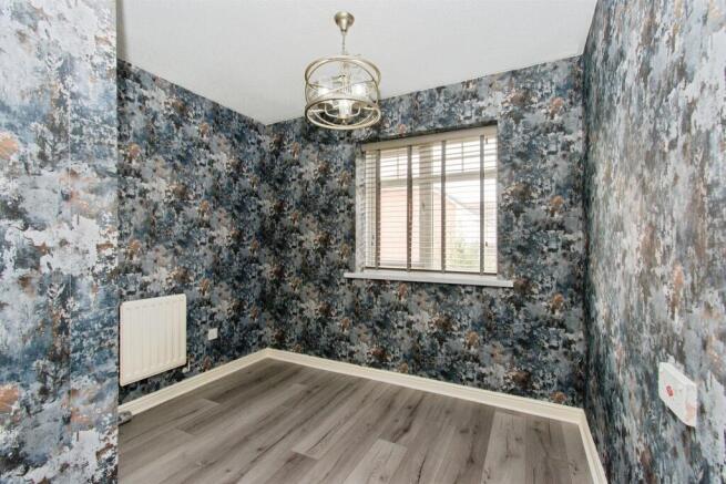 4 bed Detached for sale Image 10