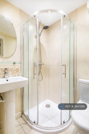 £795 Ensuite