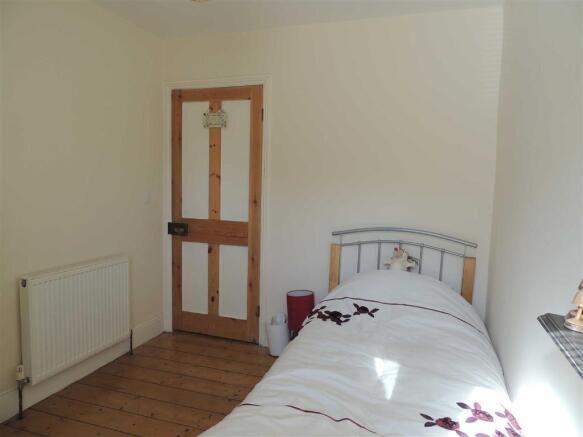 Bedroom 2: