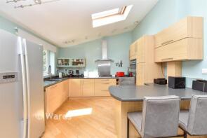 24, Darland Avenue, Darland, Gillingham ME7 3AL