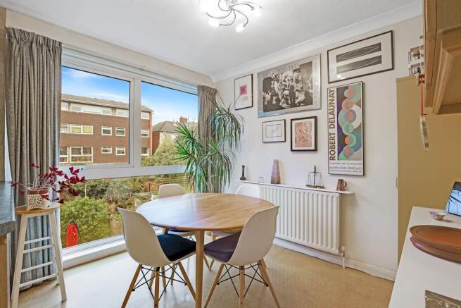 14-621cJHPRopWpen - 32 Hall Drive - 7-small.jpg