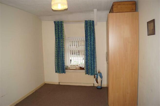 BEDROOM 2 (FRONT)