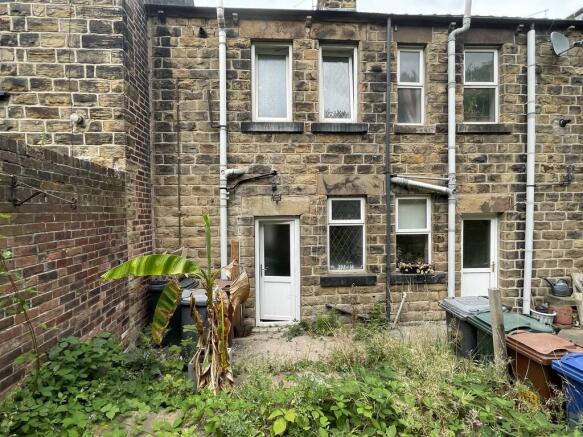 2 bed Terraced to rent Image 8