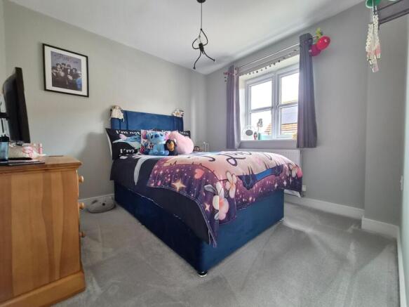 3 bed Semi-Detached for sale Image 11