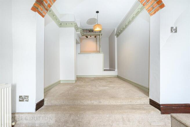 2 bed Terraced for sale Image 6