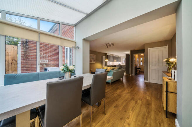 Conservatory/Lounge
