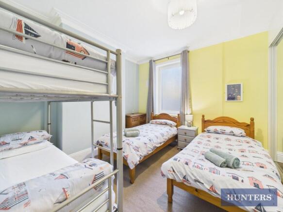 6 bed Block of Apartments for sale Image 8