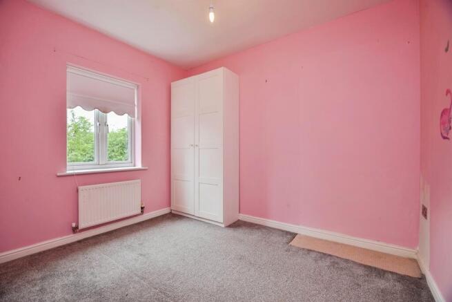 3 bed Semi-Detached for sale Image 12