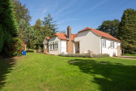 High Street, Cross in Hand, Heathfield, TN21 0SR