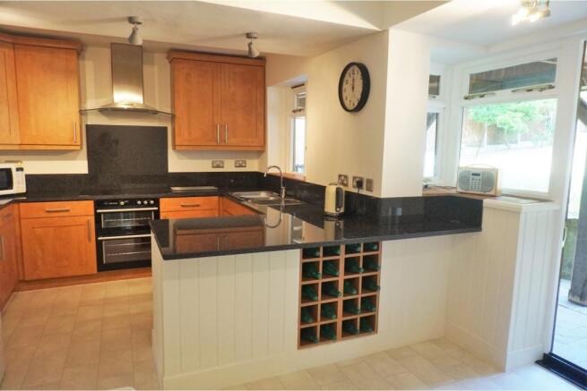 Kitchen / Breakfast