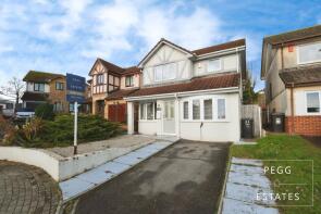 82, Mulberry Close, Paignton TQ3 3GD