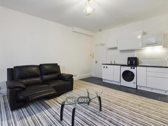 Kitchen & Living area