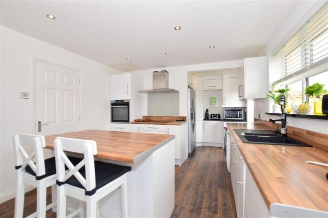Kitchen/Breakfast Room