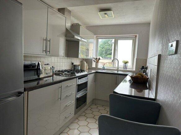 2 bed Terraced for sale Image 4