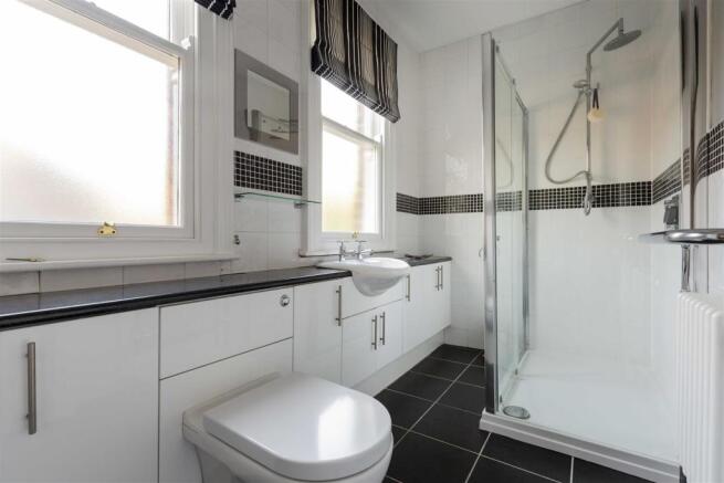 En-suite 1st Floor