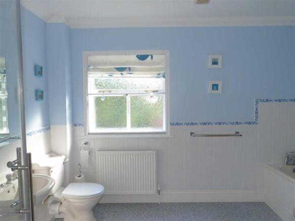 Photo 6