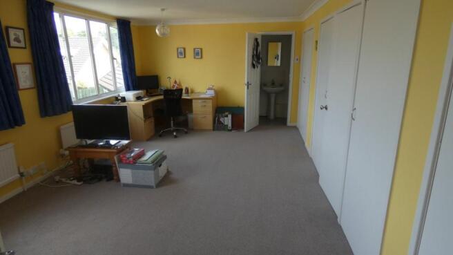 Photo 9