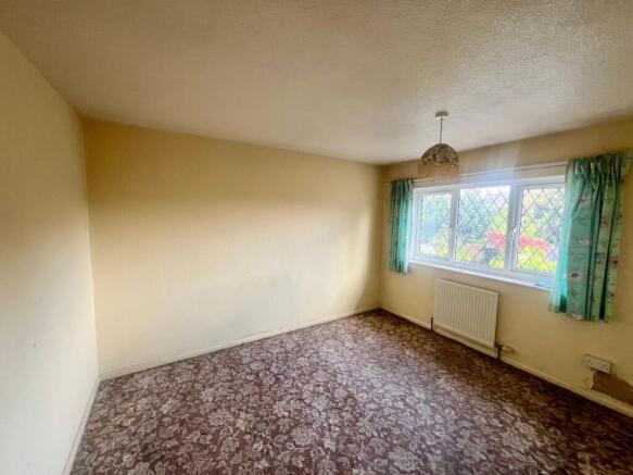 3 bed Terraced for sale Image 11